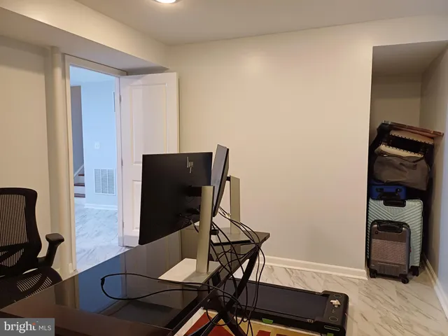 $4,500 | 25501 Emerson Oaks Drive, Aldie, VA 20105