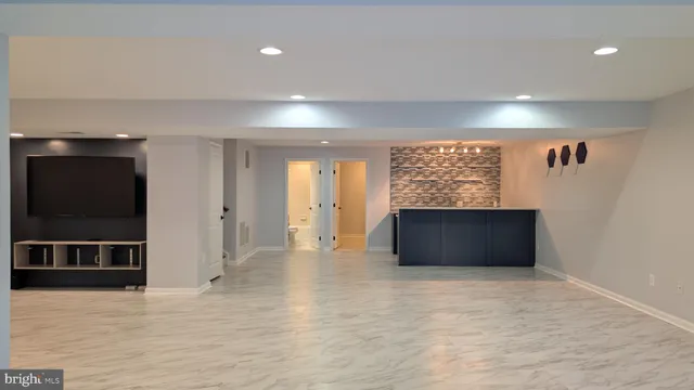 $4,500 | 25501 Emerson Oaks Drive, Aldie, VA 20105