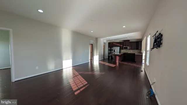 a close view of a bathtub in bathroom