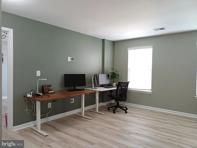 $4,500 | 25501 Emerson Oaks Drive, Aldie, VA 20105