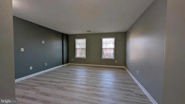 $4,500 | 25501 Emerson Oaks Drive, Aldie, VA 20105