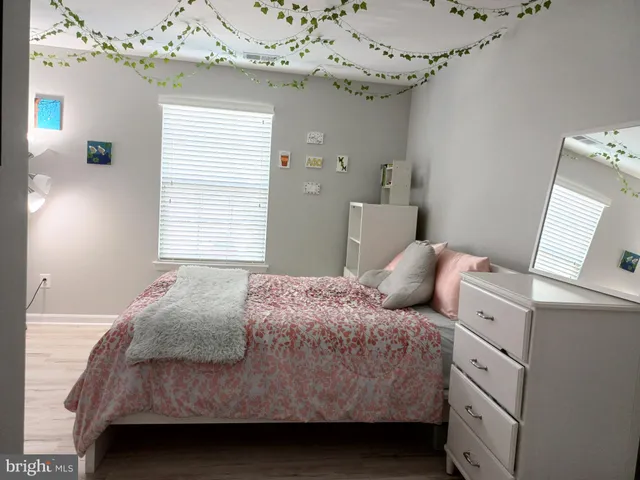 $4,500 | 25501 Emerson Oaks Drive, Aldie, VA 20105