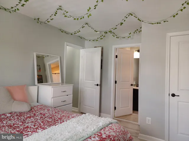 $4,500 | 25501 Emerson Oaks Drive, Aldie, VA 20105