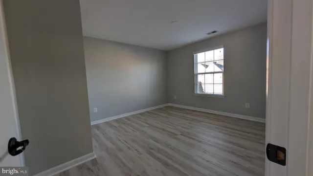 $4,500 | 25501 Emerson Oaks Drive, Aldie, VA 20105