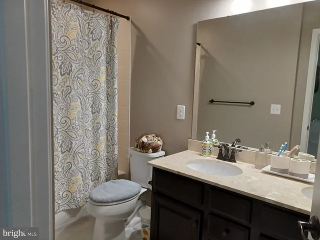 $4,500 | 25501 Emerson Oaks Drive, Aldie, VA 20105