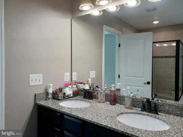 $4,500 | 25501 Emerson Oaks Drive, Aldie, VA 20105