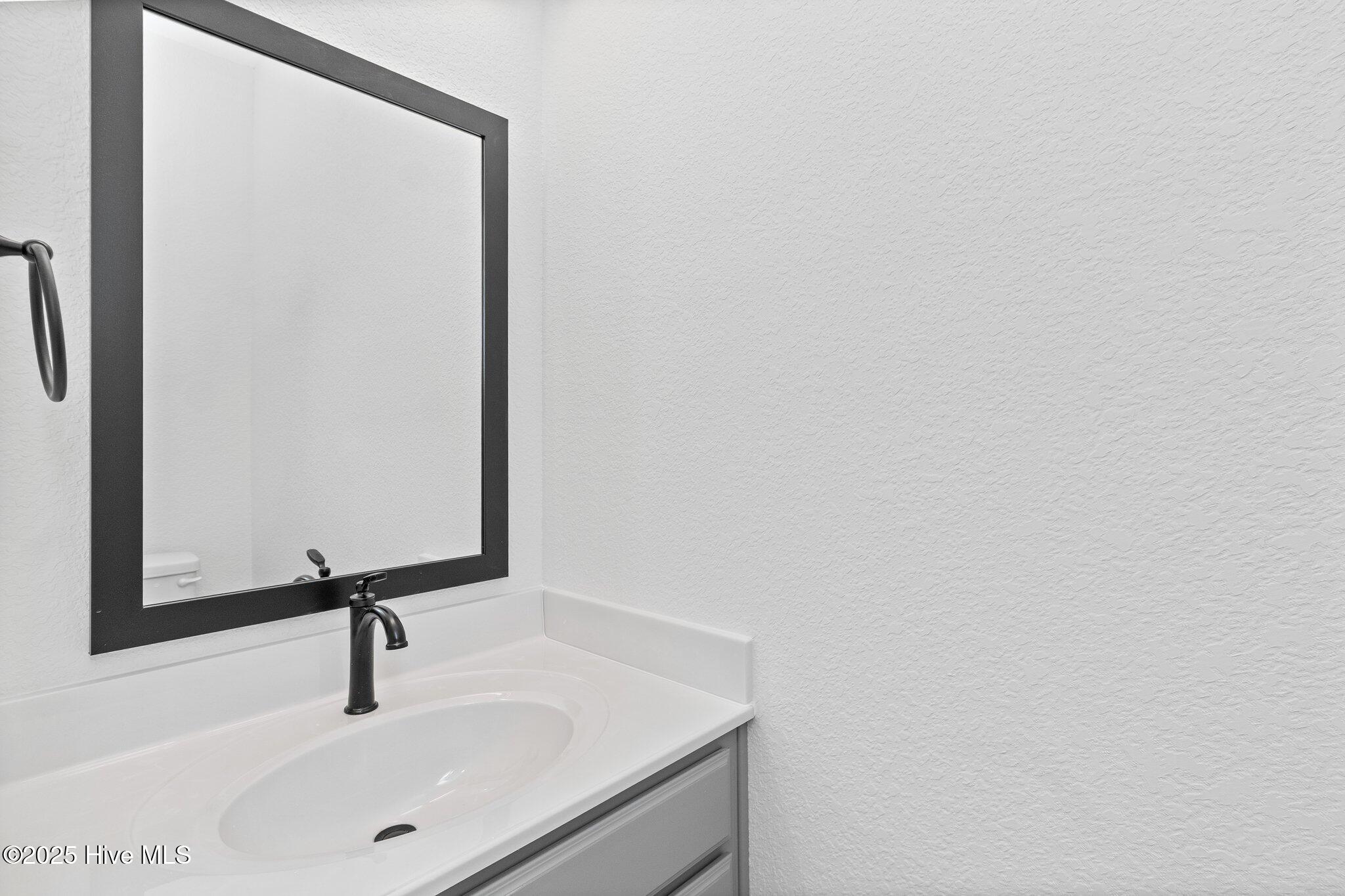 102 Ryker Road East Moyock, NC 27958 - Photo 21 of 50 24-web-or-mls-102-ryker-rd-w