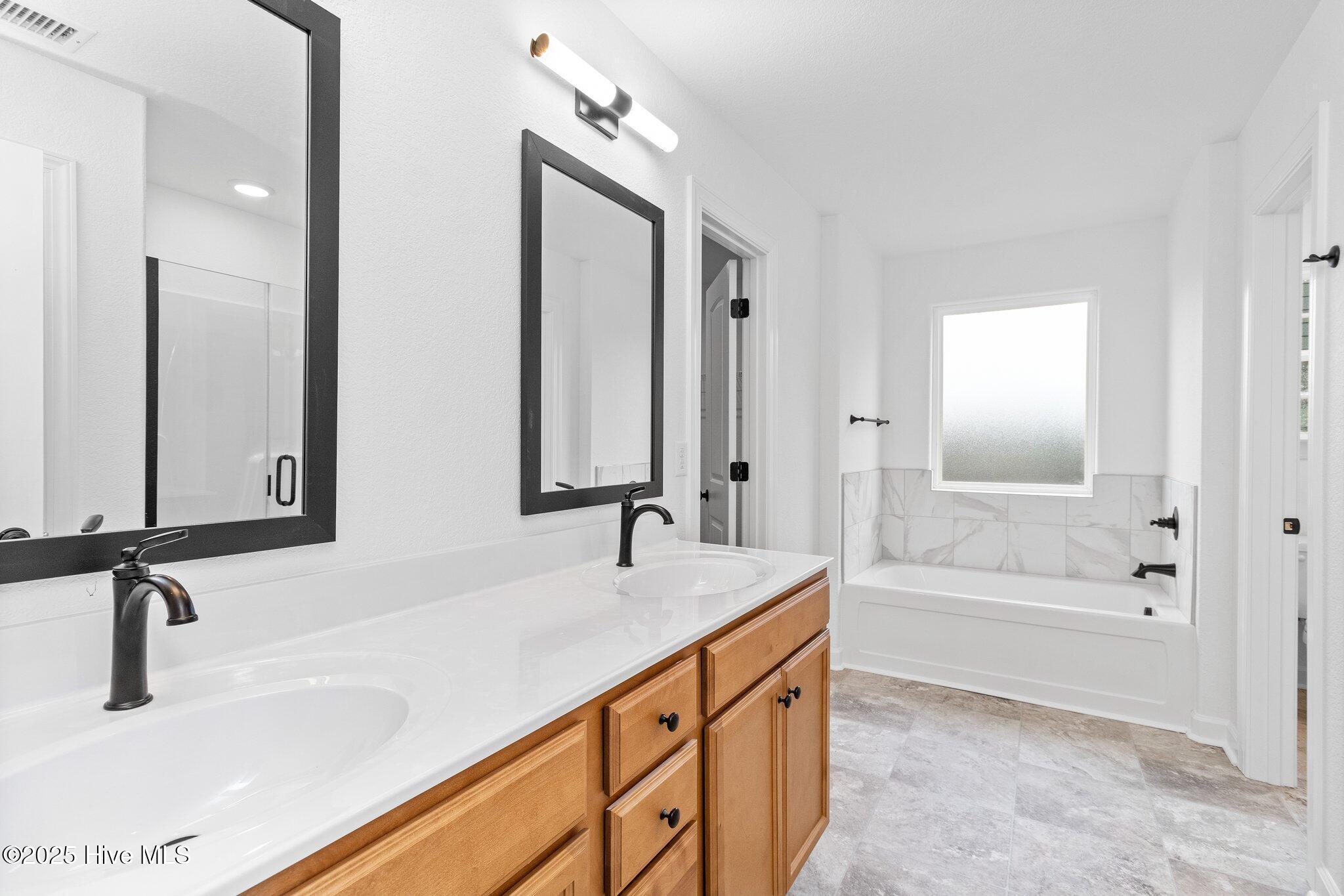 102 Ryker Road East Moyock, NC 27958 - Photo 28 of 50 31-web-or-mls-102-ryker-rd-w