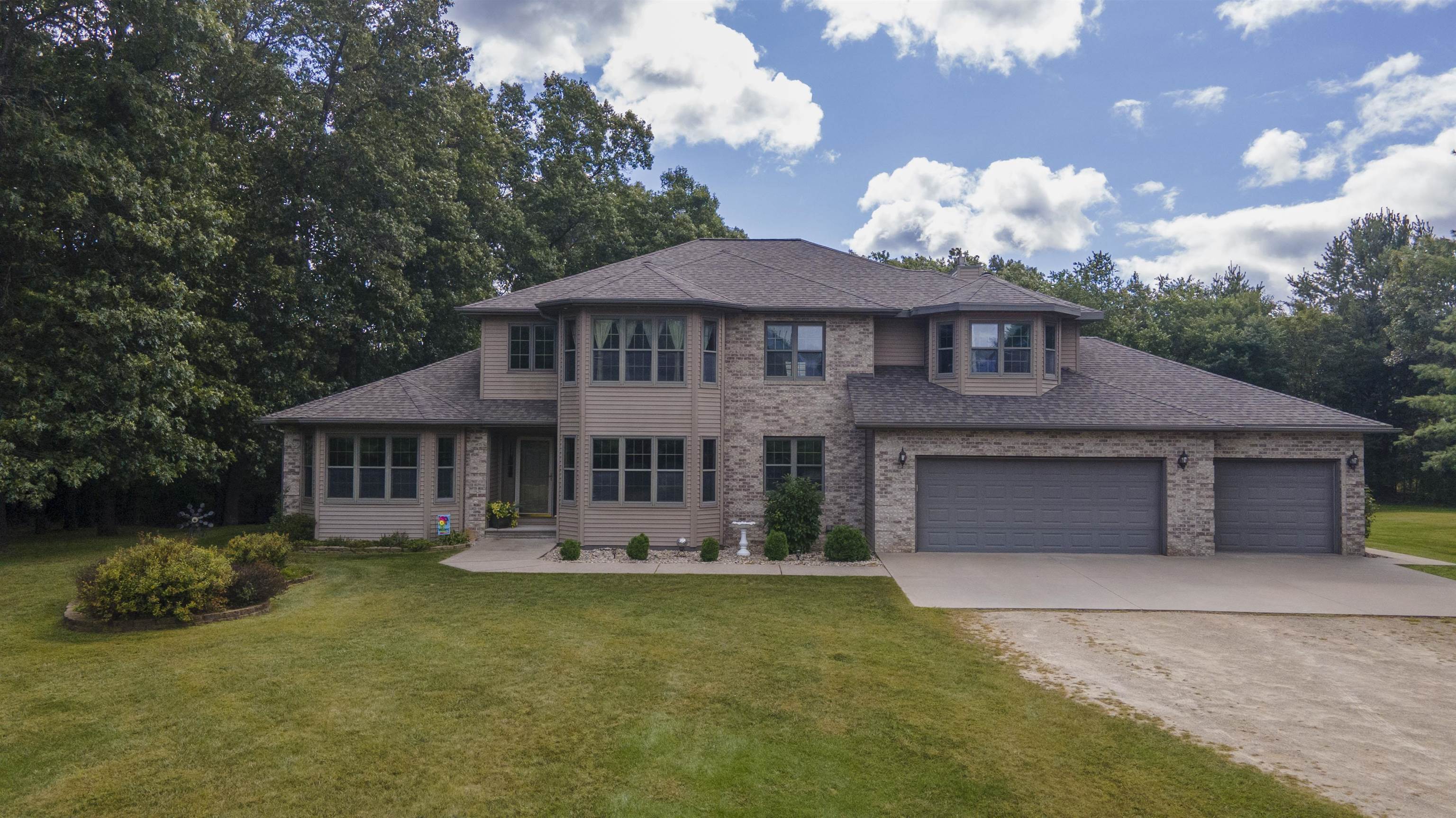 703 Sandy Pines Court Redgranite, WI 54970 - Photo 1 of 51