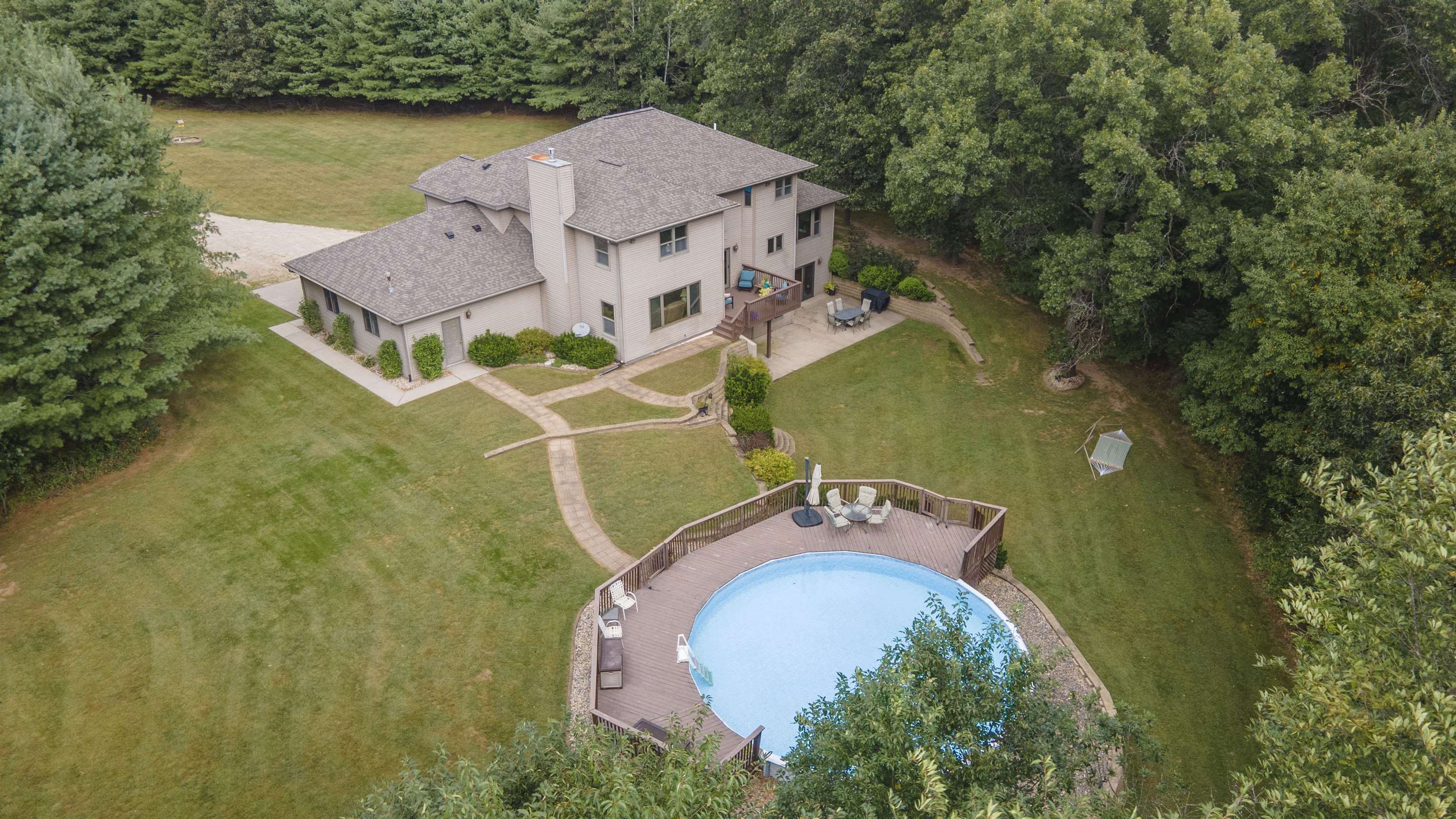 703 Sandy Pines Court Redgranite, WI 54970 - Photo 6 of 51