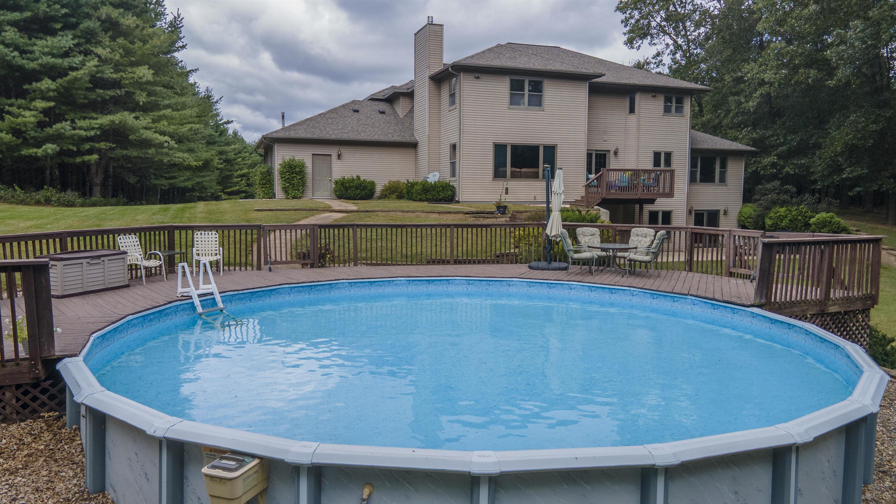 703 Sandy Pines Court Redgranite, WI 54970 - Photo 9 of 51