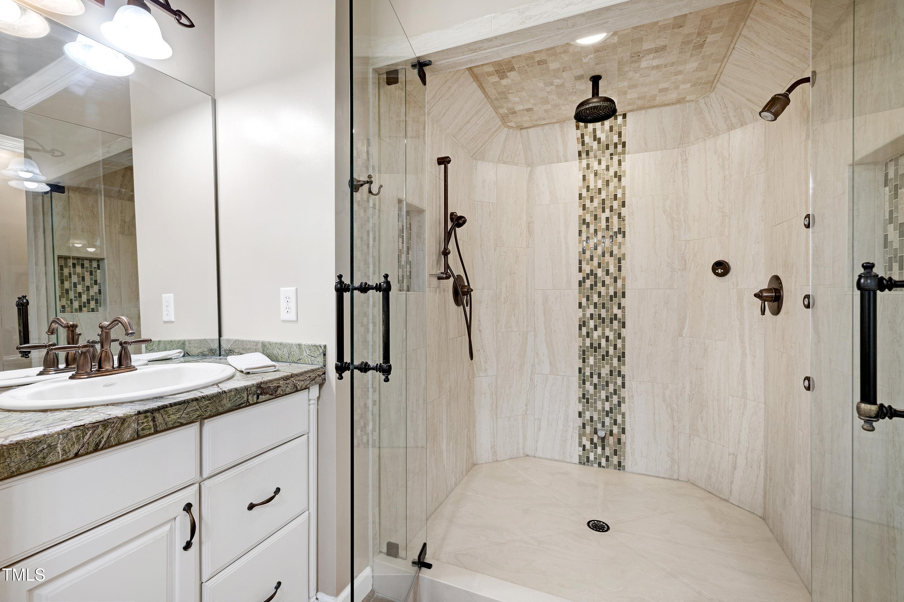 202 Coltsgate Drive Cary, NC 27518 - Photo 27 of 54 Scene-38