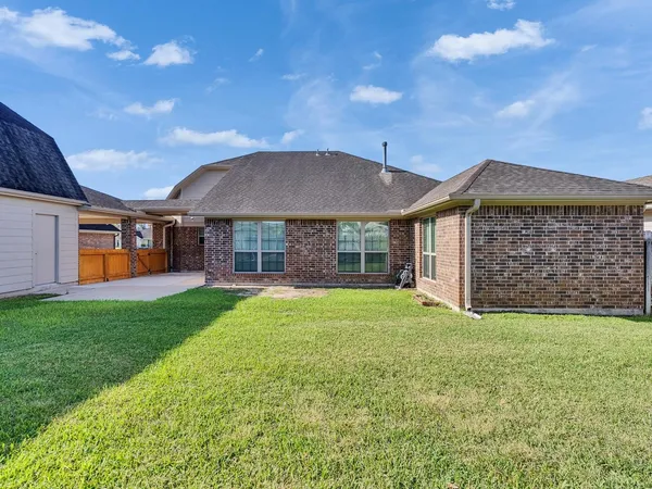 $429,000 | 6827 Davy Crockett Drive, Manvel, TX 77578
