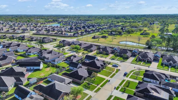 $429,000 | 6827 Davy Crockett Drive, Manvel, TX 77578