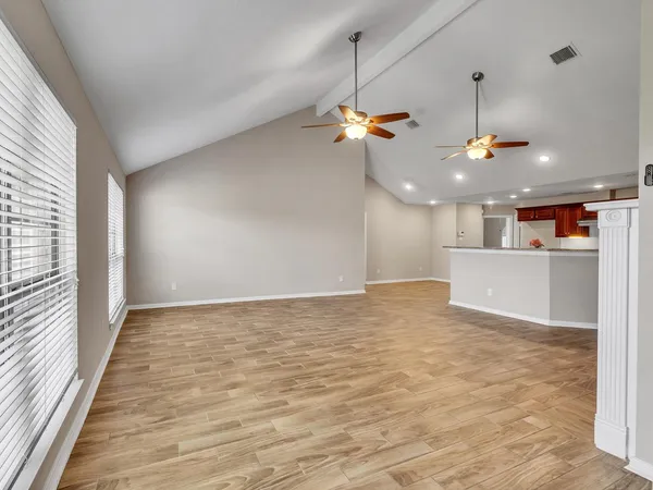 $429,000 | 6827 Davy Crockett Drive, Manvel, TX 77578