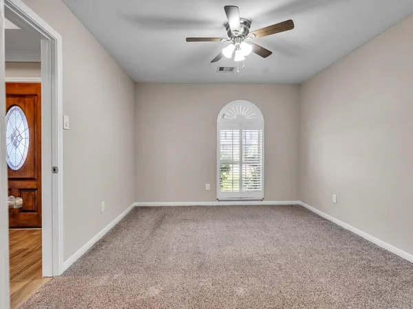 $429,000 | 6827 Davy Crockett Drive, Manvel, TX 77578