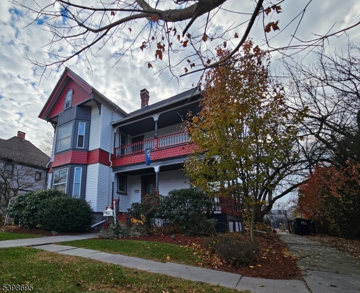 608 3rd Street Belvidere, NJ 07823 - Photo 2 of 30