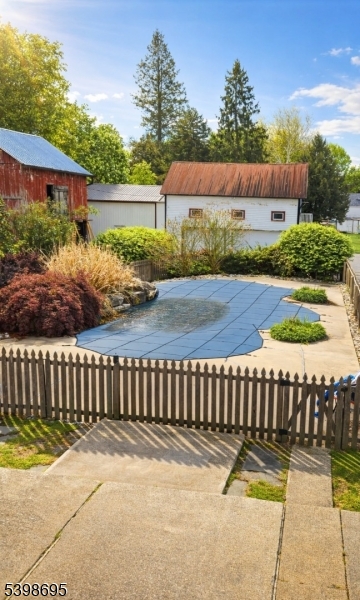 608 3rd Street Belvidere, NJ 07823 - Photo 5 of 32