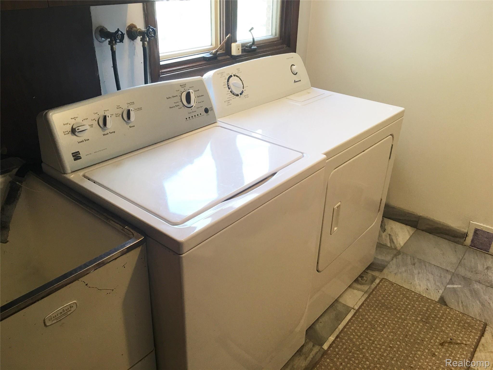 5836 Paint Valley Drive Rochester, MI 48306 - Photo 13 of 39 Ample Laundry Room