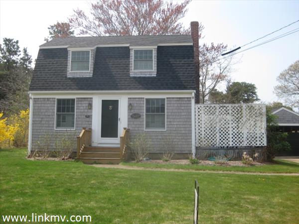 26 Lagoon Road Oak Bluffs, MA 02557 - Photo 1 of 14 http://d1qzqeyxiitrap.cloudfront.net/photos/27869/600/6efad194.jpg