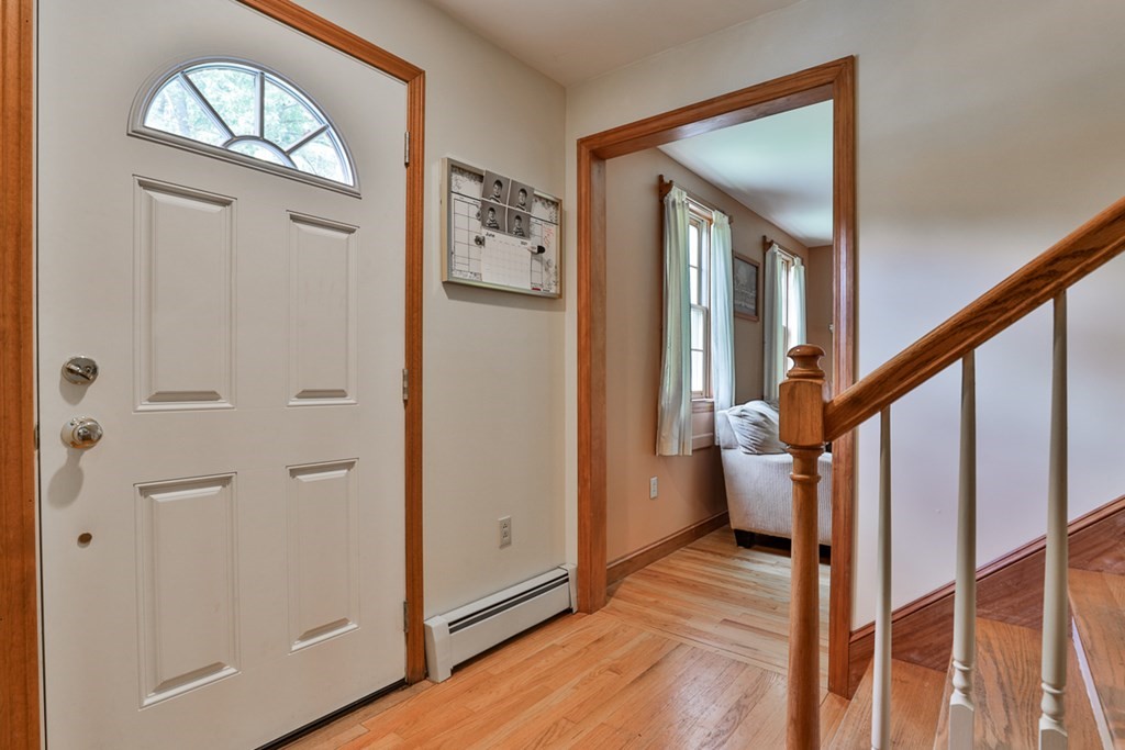 10 Byfield Road Groveland, MA 01834 - Photo 4 of 32 Gallery Image 4
