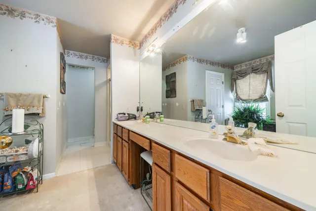 $465,000 | 16352 Country Knoll Drive, Northville, MI 48168