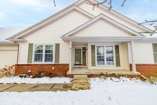 $465,000 | 16352 Country Knoll Drive, Northville, MI 48168