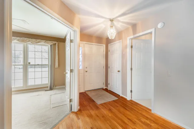 $465,000 | 16352 Country Knoll Drive, Northville, MI 48168