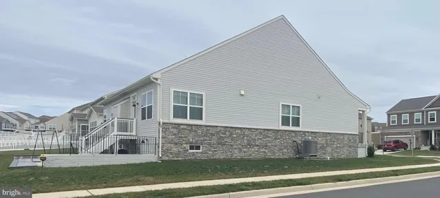 $640,000 | 2156 Berwick Drive, Jeffersonton, VA 22724