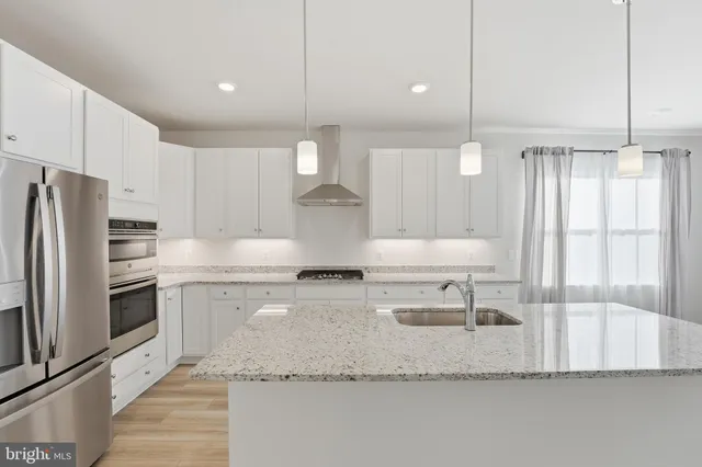 $640,000 | 2156 Berwick Drive, Jeffersonton, VA 22724