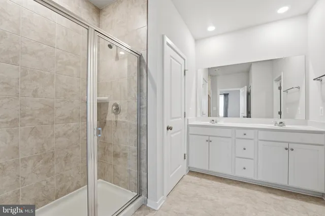 $640,000 | 2156 Berwick Drive, Jeffersonton, VA 22724