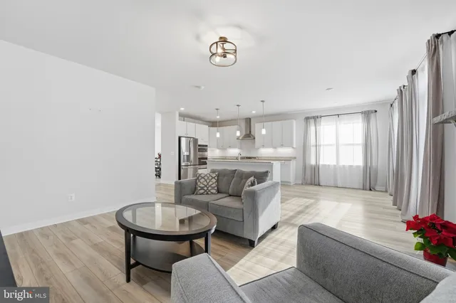 $640,000 | 2156 Berwick Drive, Jeffersonton, VA 22724