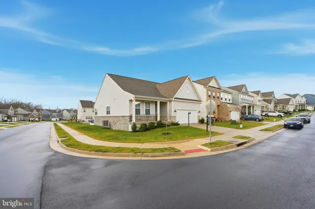 $640,000 | 2156 Berwick Drive, Jeffersonton, VA 22724