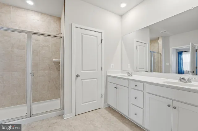 $640,000 | 2156 Berwick Drive, Jeffersonton, VA 22724