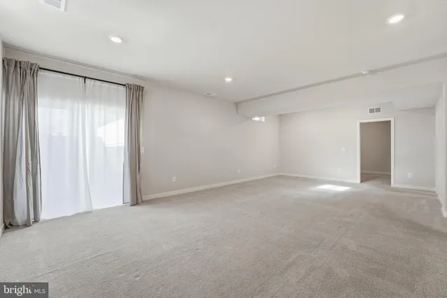 $640,000 | 2156 Berwick Drive, Jeffersonton, VA 22724