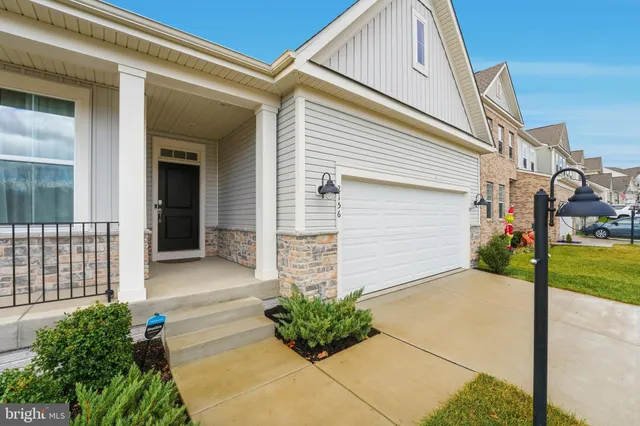 $640,000 | 2156 Berwick Drive, Jeffersonton, VA 22724