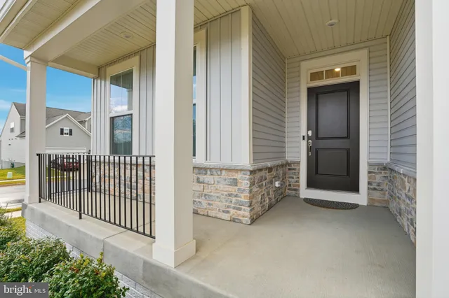 $640,000 | 2156 Berwick Drive, Jeffersonton, VA 22724