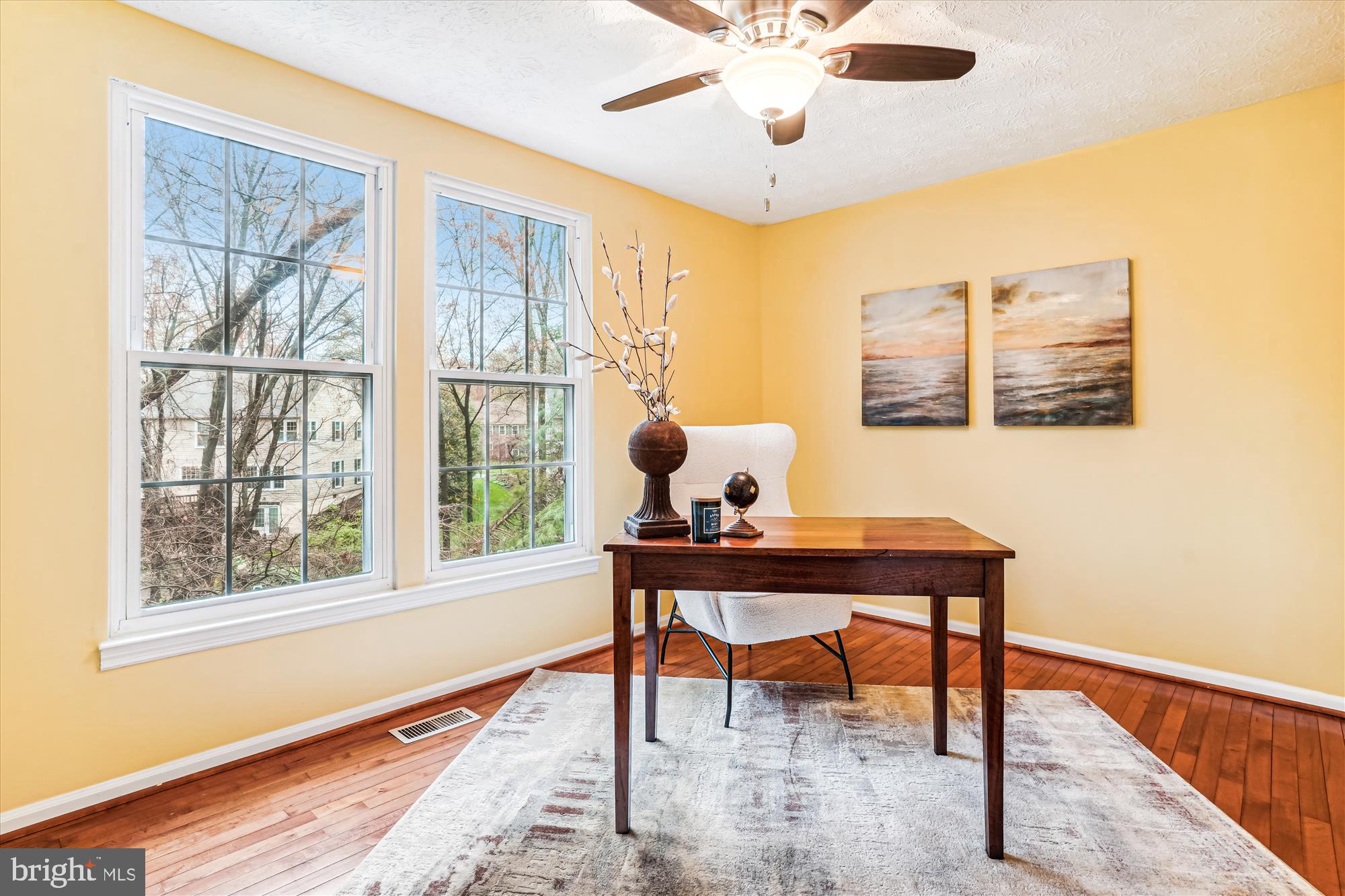1637 Fieldthorn Drive Reston, VA 20194 - Photo 22 of 41 Bedroom