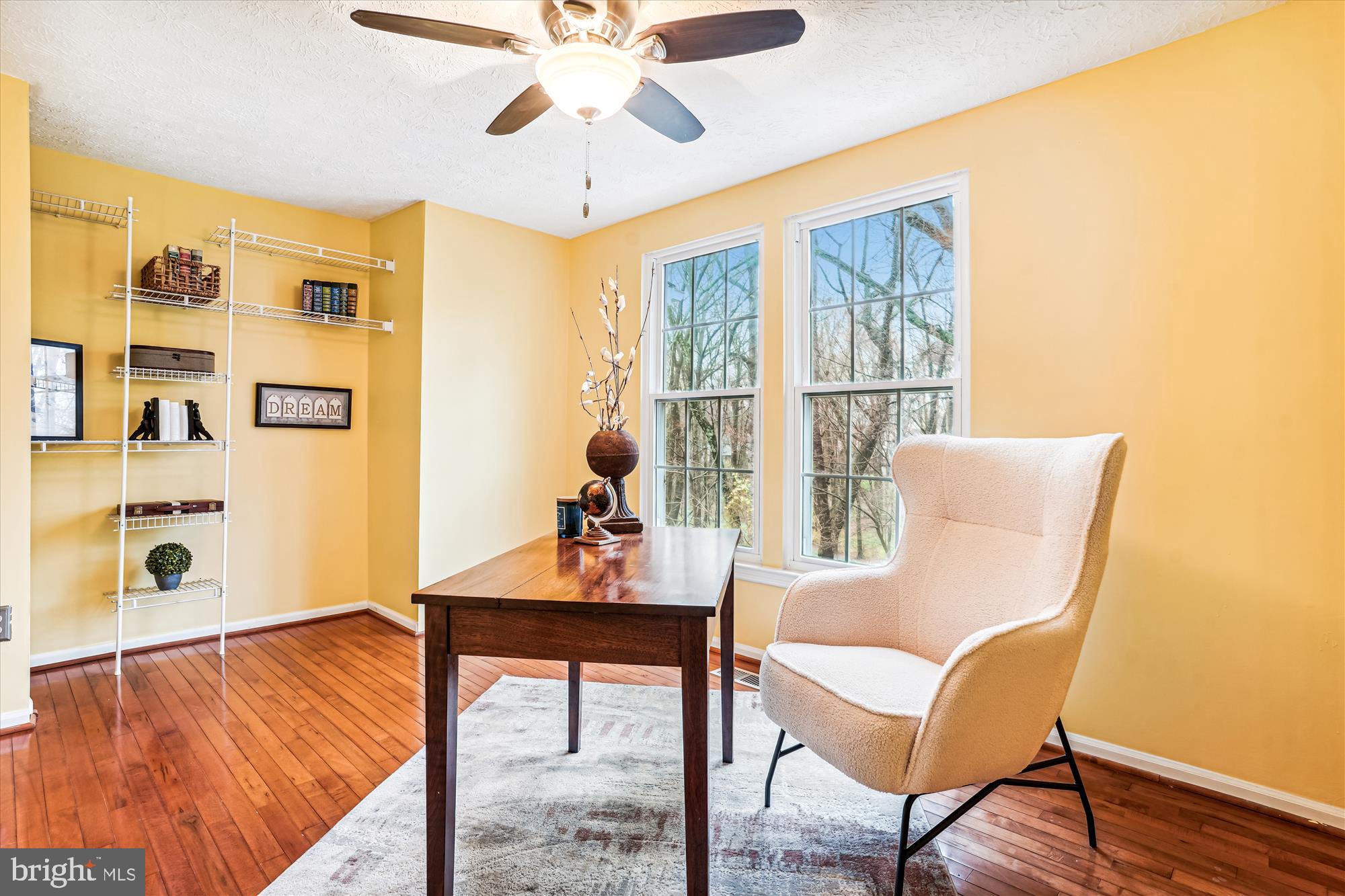 1637 Fieldthorn Drive Reston, VA 20194 - Photo 23 of 41 Bedroom
