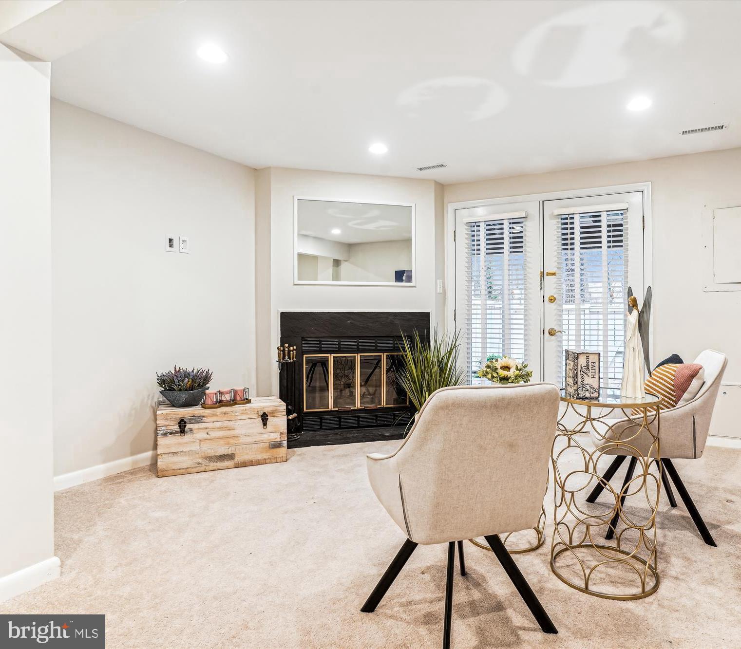 1637 Fieldthorn Drive Reston, VA 20194 - Photo 27 of 41 Recreation Room