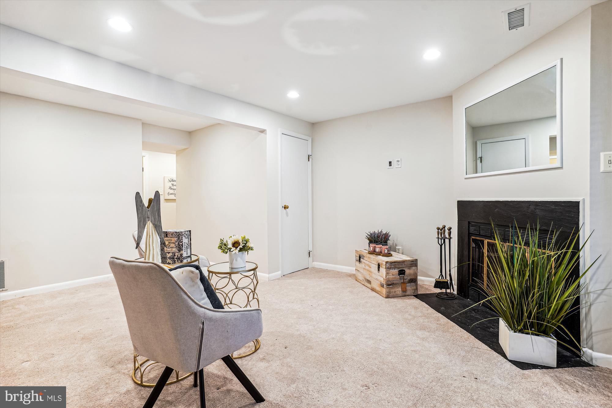 1637 Fieldthorn Drive Reston, VA 20194 - Photo 28 of 41 Recreation Room