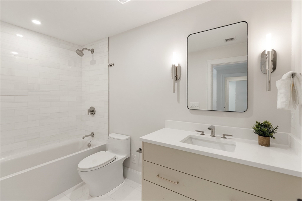 22 Constitution Road Lexington, MA 02421 - Photo 24 of 37