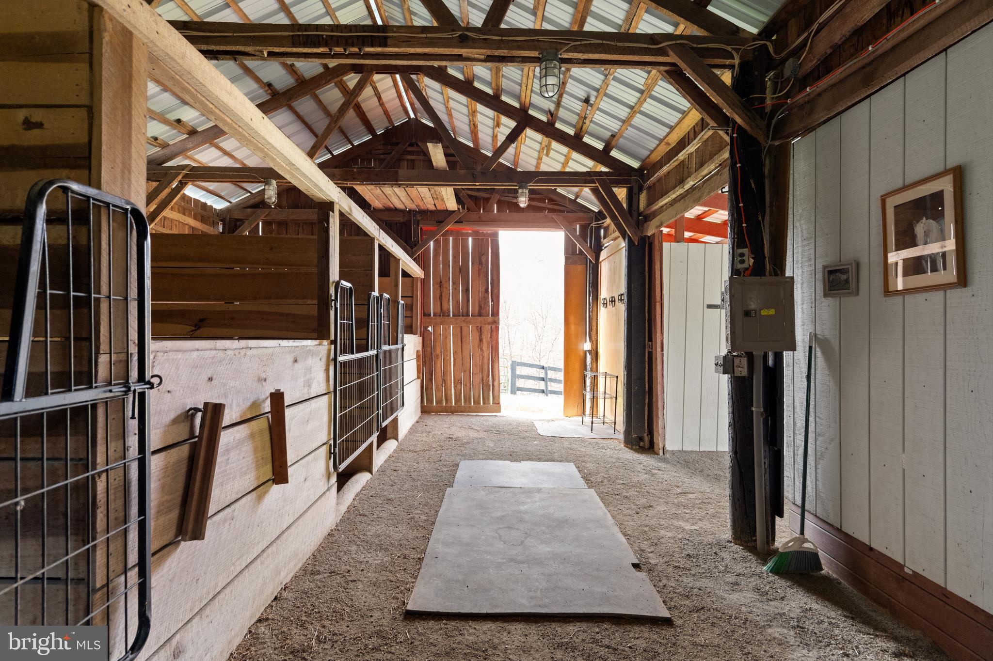 10803 Crest Hill Road Marshall, VA 20115 - Photo 22 of 30