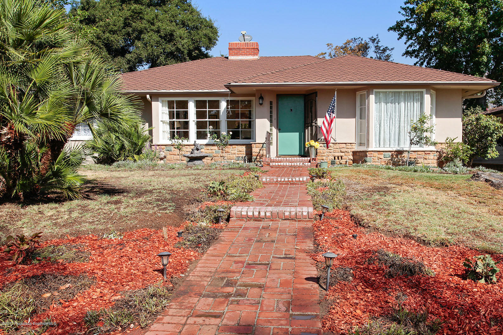 2331 Galbreth Road Pasadena, CA 91104 - Photo 1 of 39 01