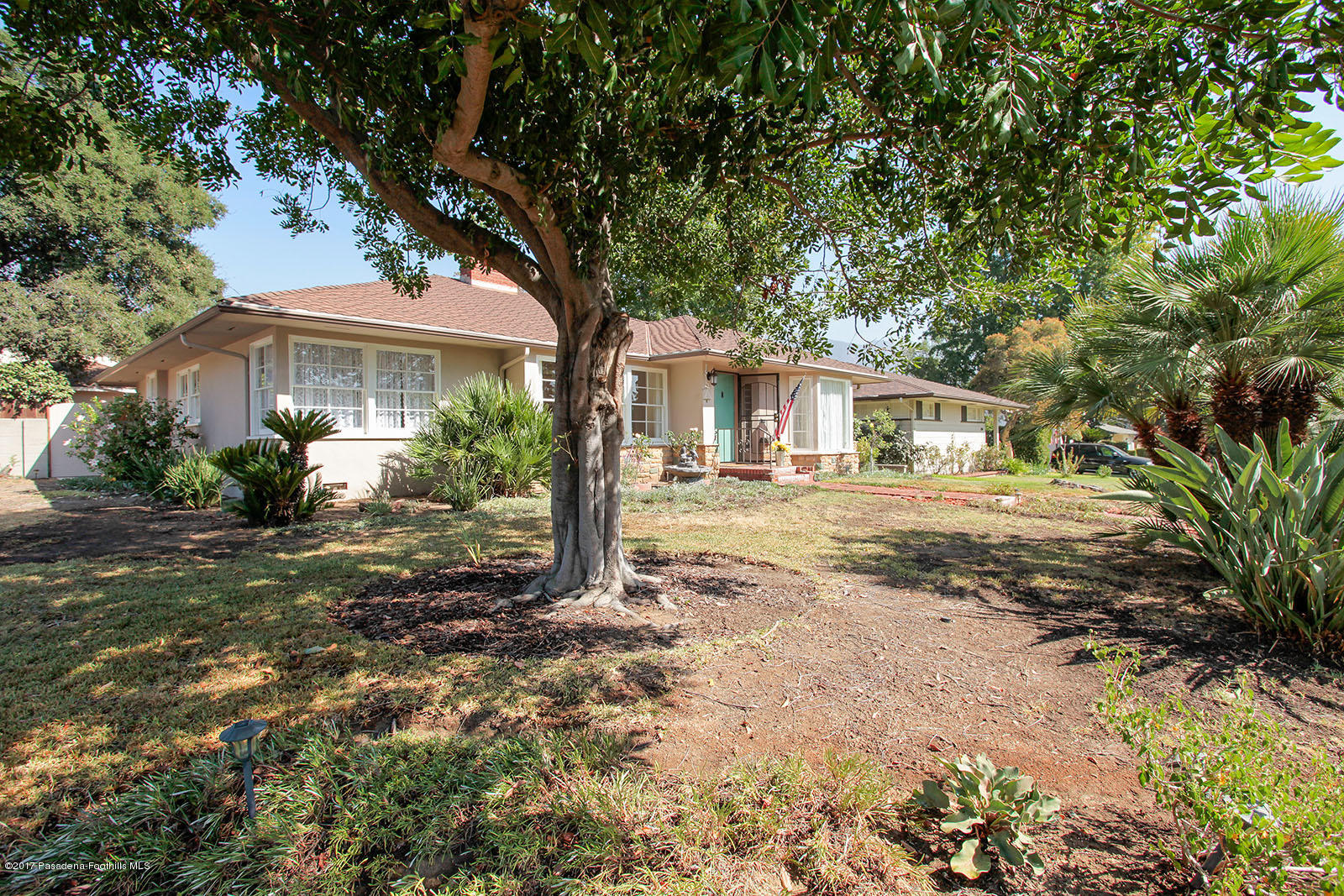 2331 Galbreth Road Pasadena, CA 91104 - Photo 2 of 39 05