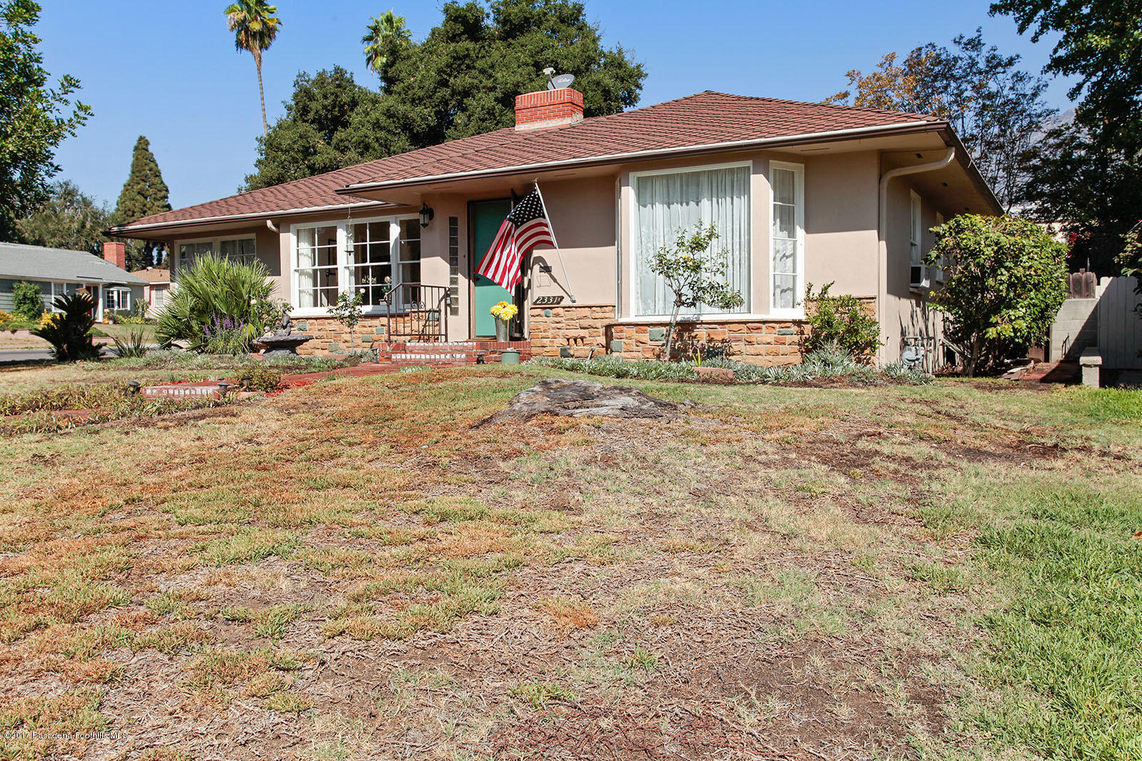 2331 Galbreth Road Pasadena, CA 91104 - Photo 3 of 39 4