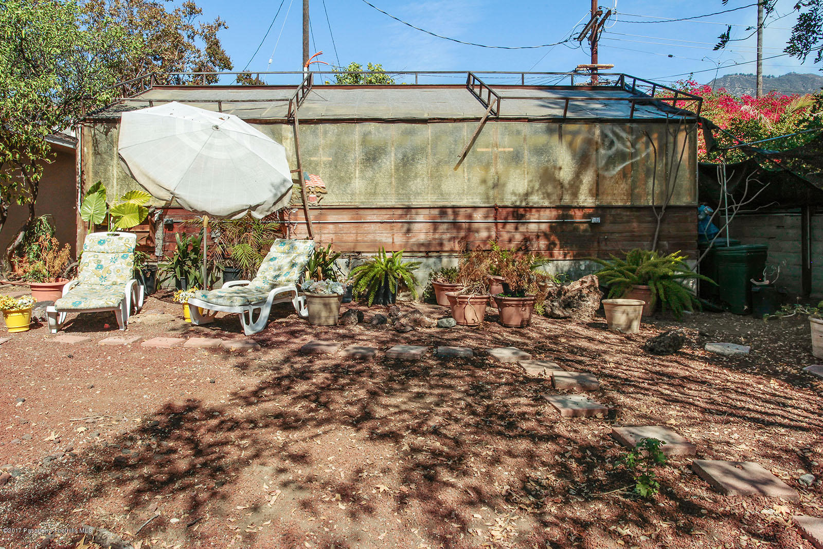 2331 Galbreth Road Pasadena, CA 91104 - Photo 31 of 39 10