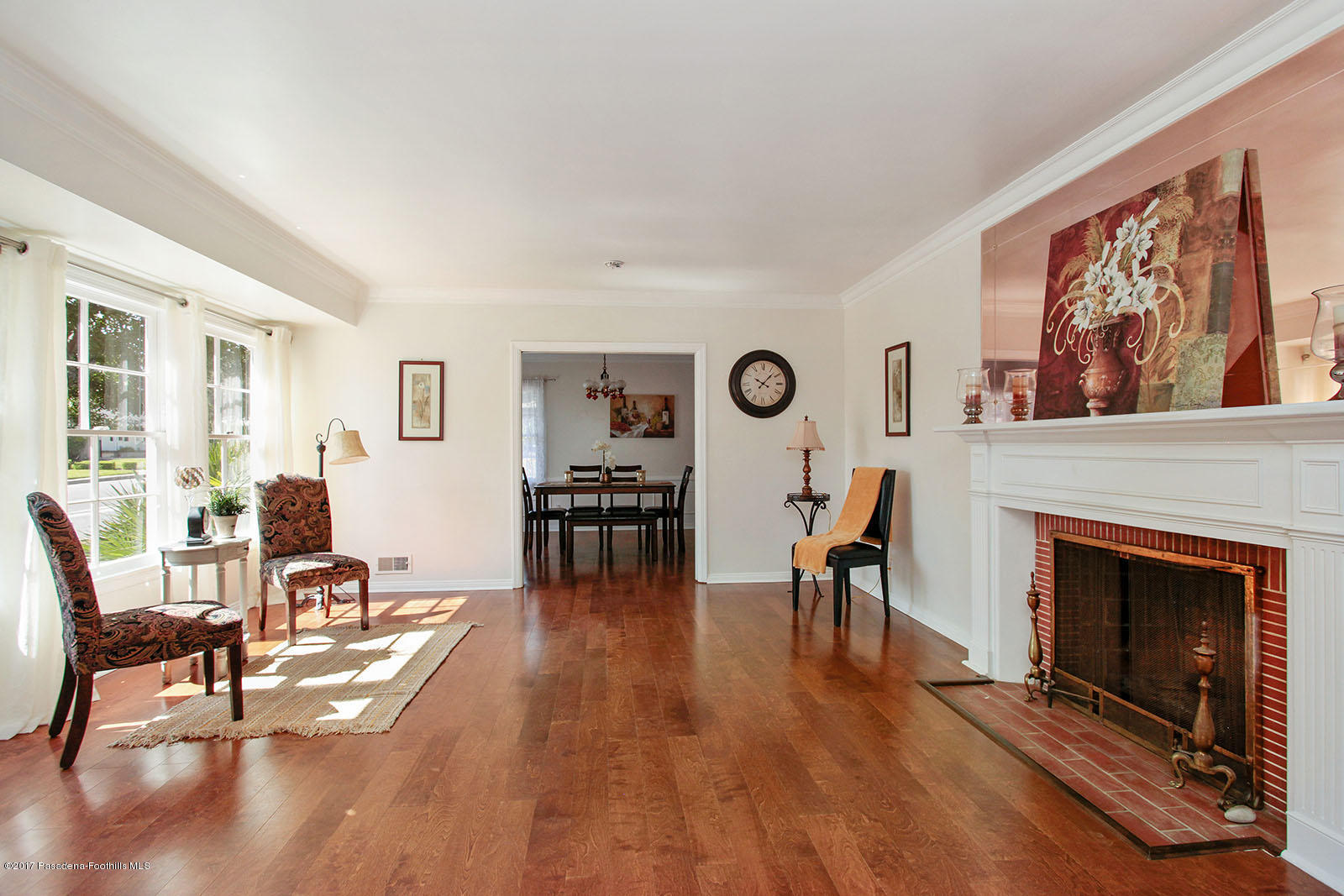 2331 Galbreth Road Pasadena, CA 91104 - Photo 7 of 39 09