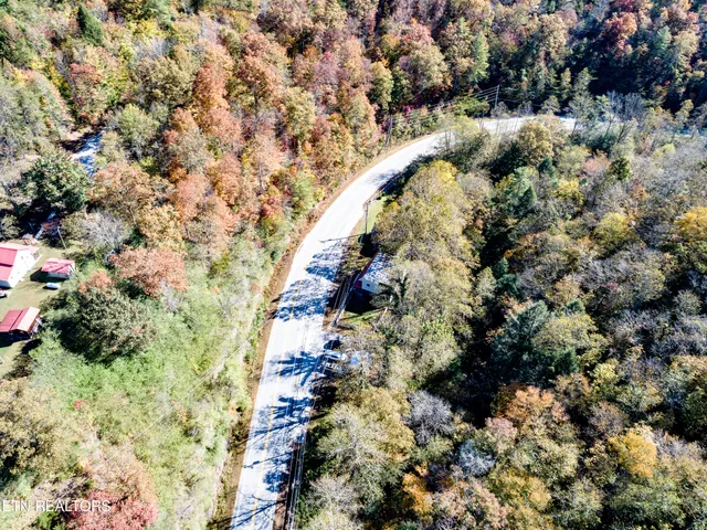 $315,000 | 643 Airport Road, Oakdale, TN 37829