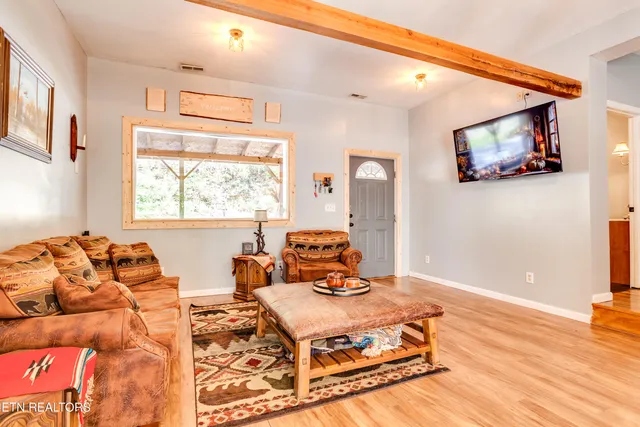 $315,000 | 643 Airport Road, Oakdale, TN 37829